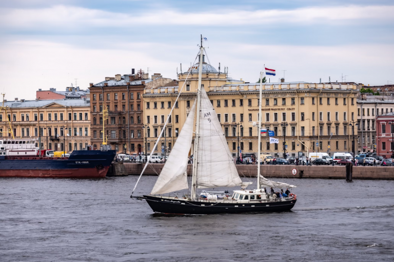 Прямые рейсы из Калининграда в Петербург
