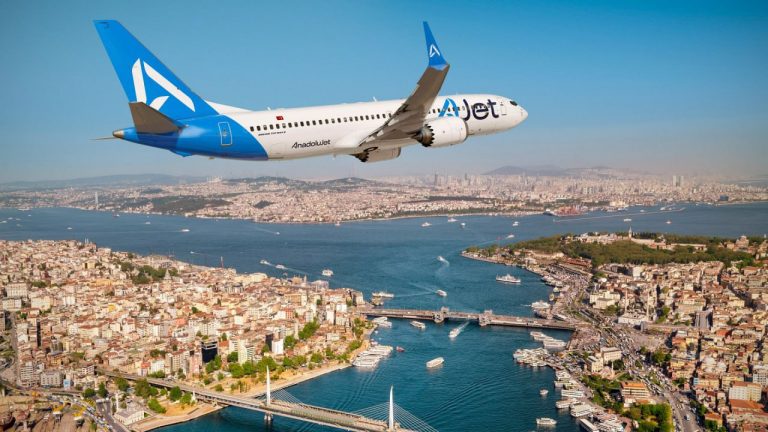 Распродажа Ajet: билеты на все рейсы со скидкой 40%